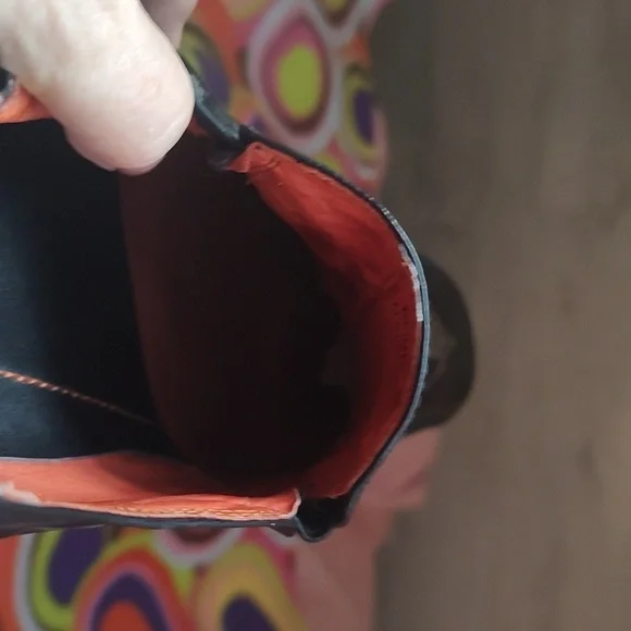 ROBERT WAYNE Black Leather Square Toe ROME Loafers with Etched Cross SZ 13 - Picture 6 of 7